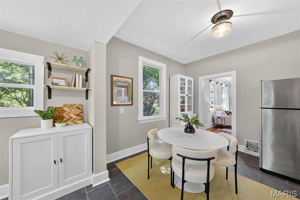 837 Tuxedo Boulevard