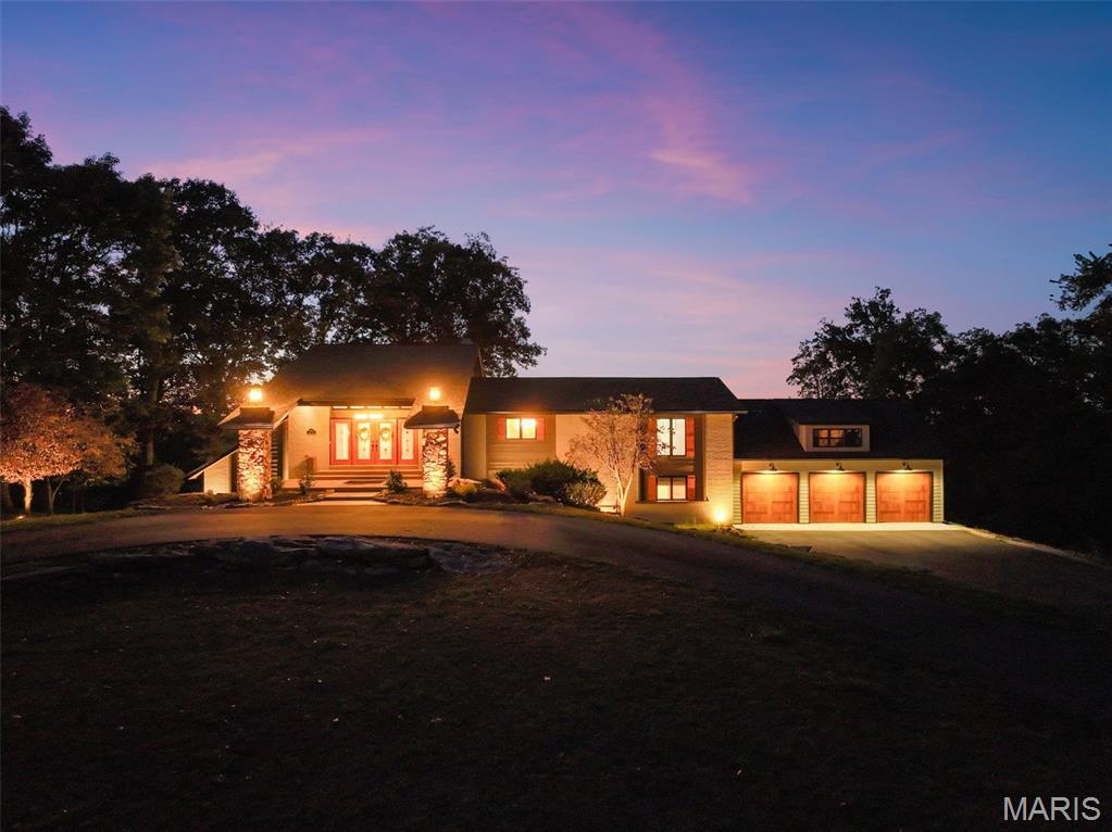 5859 Crystal Park Circle