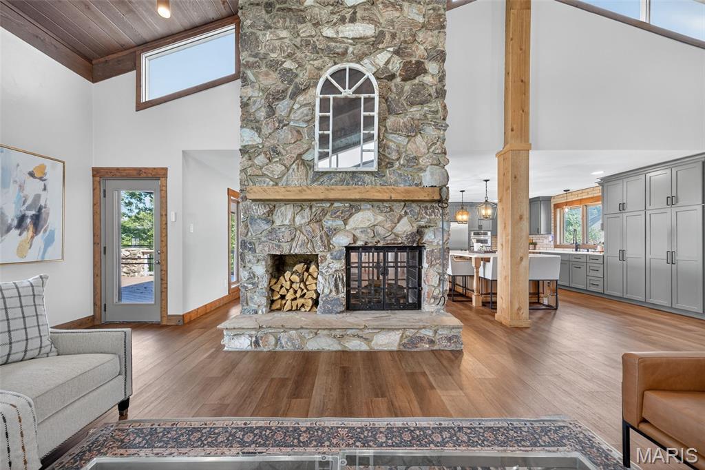 5859 Crystal Park Circle
