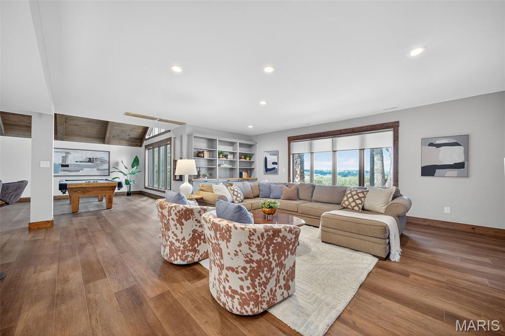 5859 Crystal Park Circle