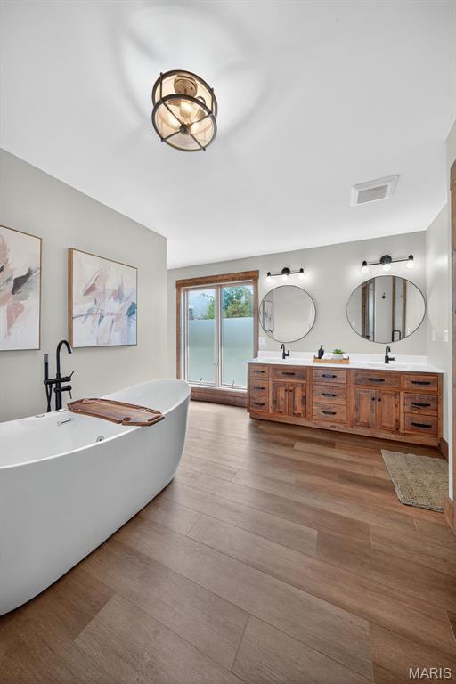 5859 Crystal Park Circle