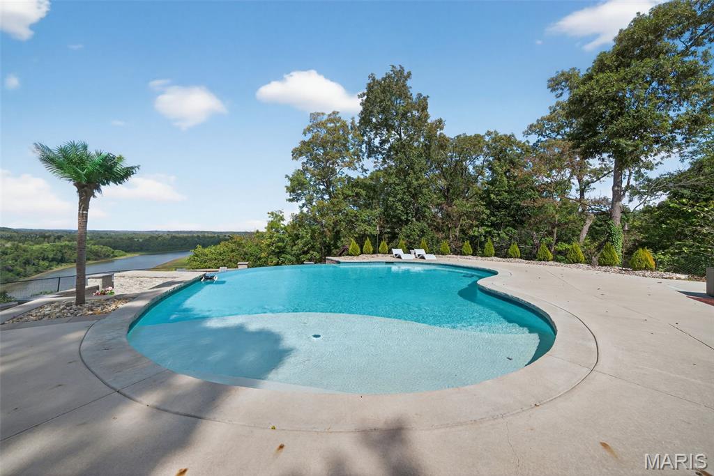 5859 Crystal Park Circle