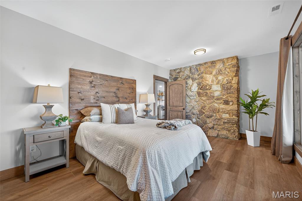 5859 Crystal Park Circle