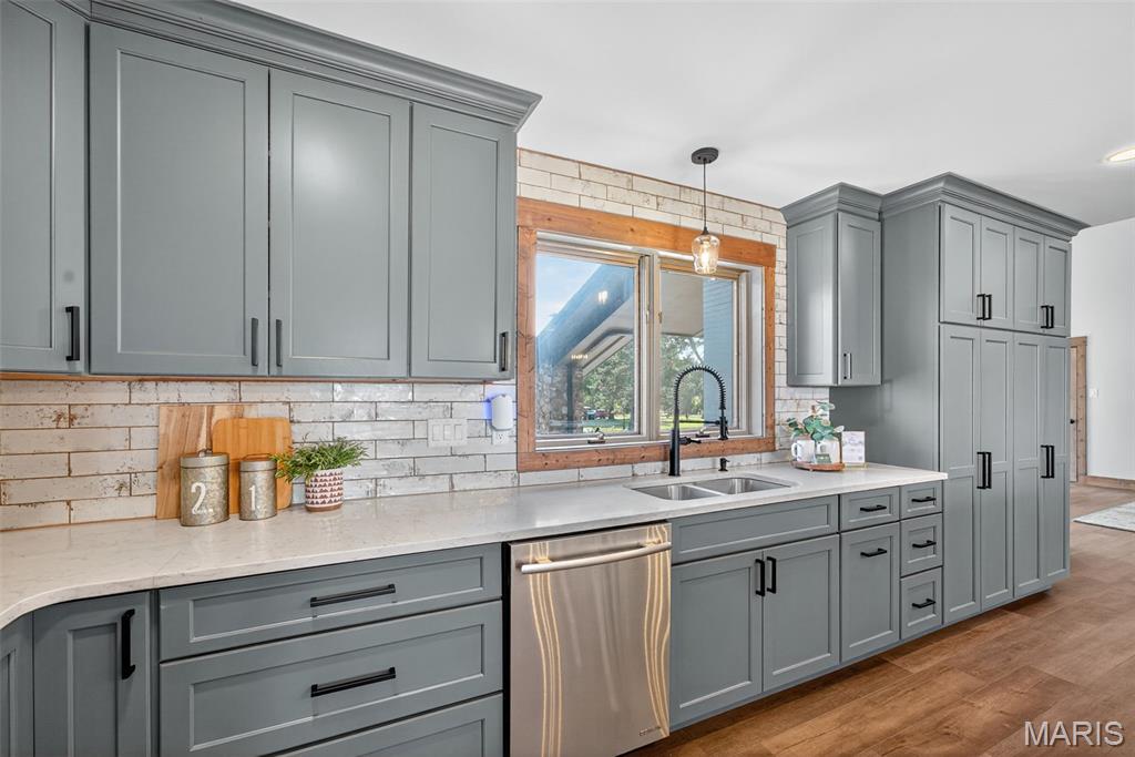 5859 Crystal Park Circle