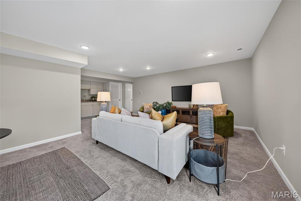 206 Knob Creek Court