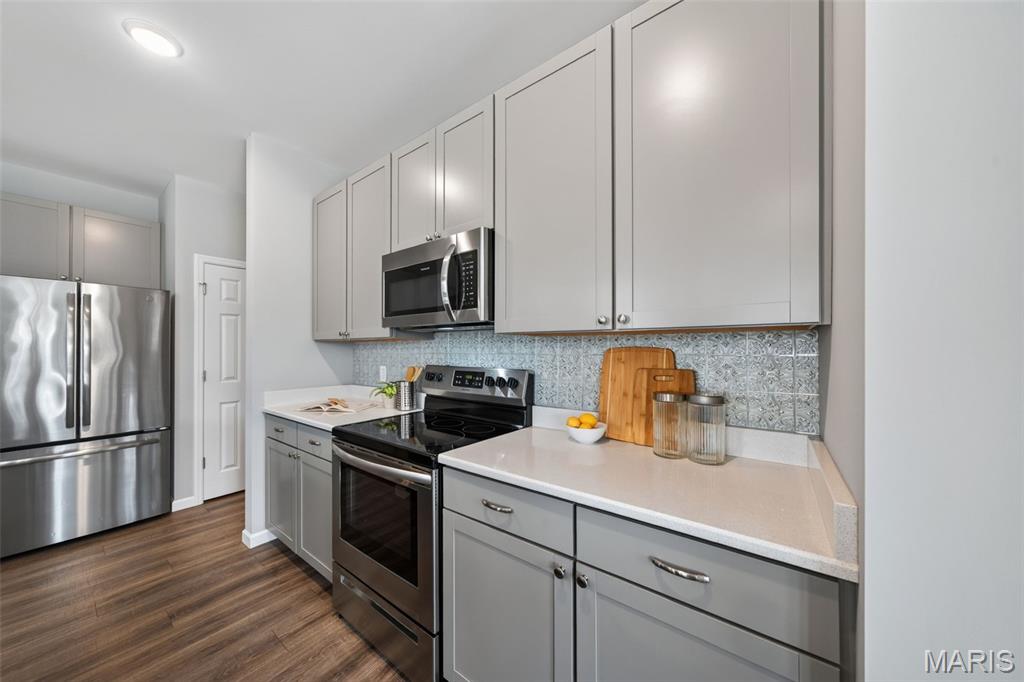 206 Knob Creek Court