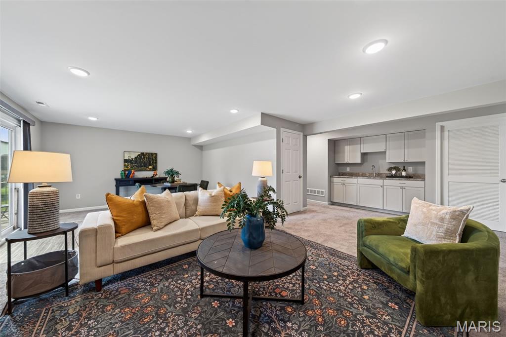 206 Knob Creek Court