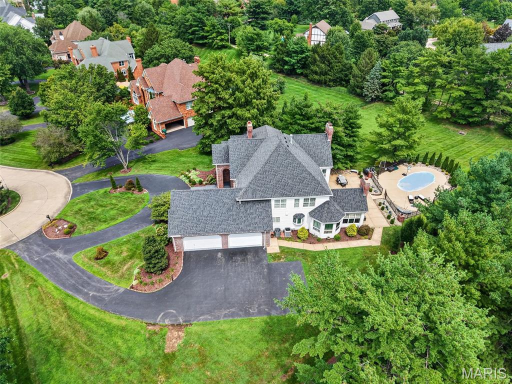 740 The Hamptons Lane