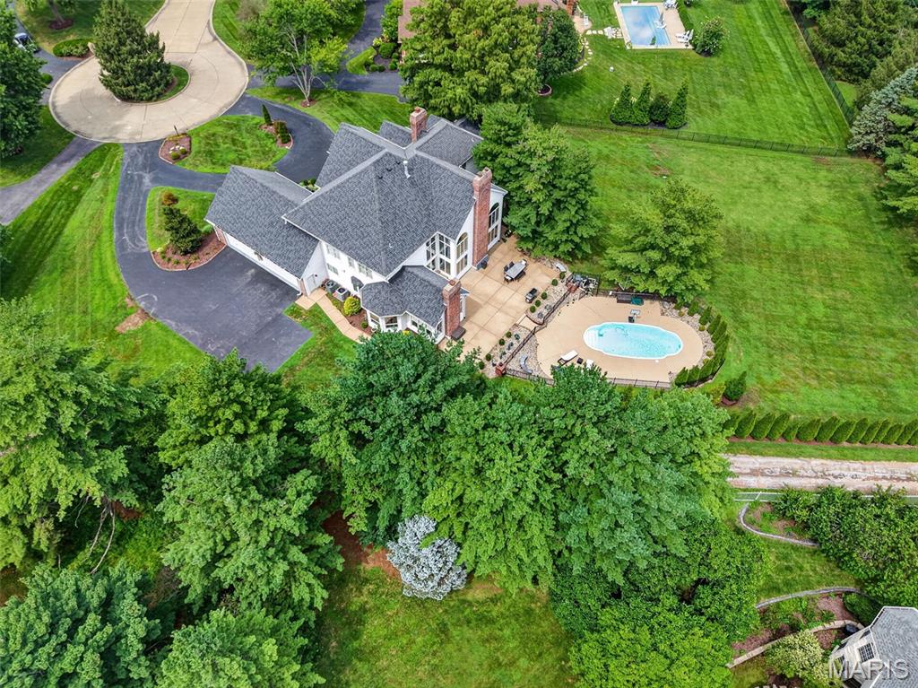 740 The Hamptons Lane