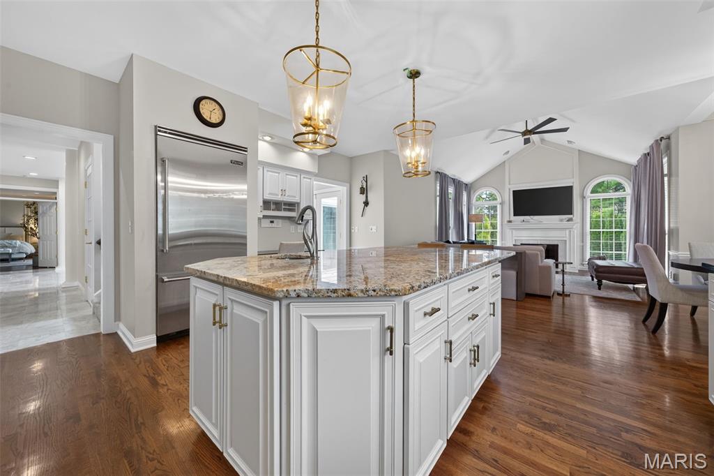 740 The Hamptons Lane