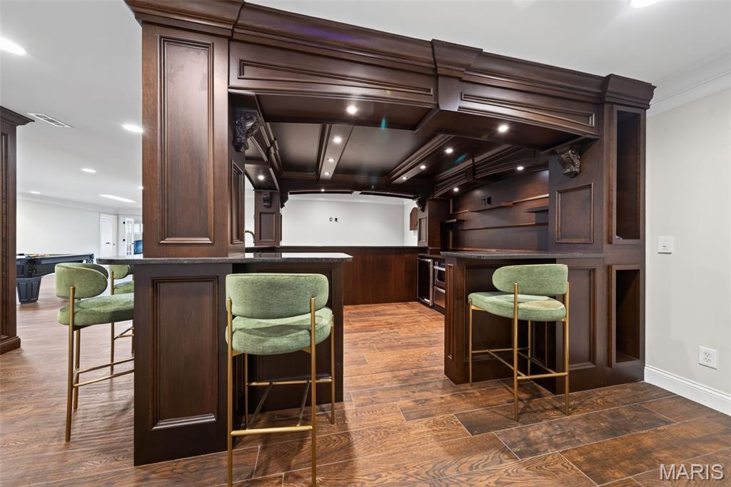 740 The Hamptons Lane