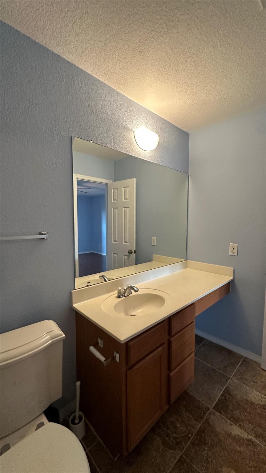13105 Lofton Cliff DR