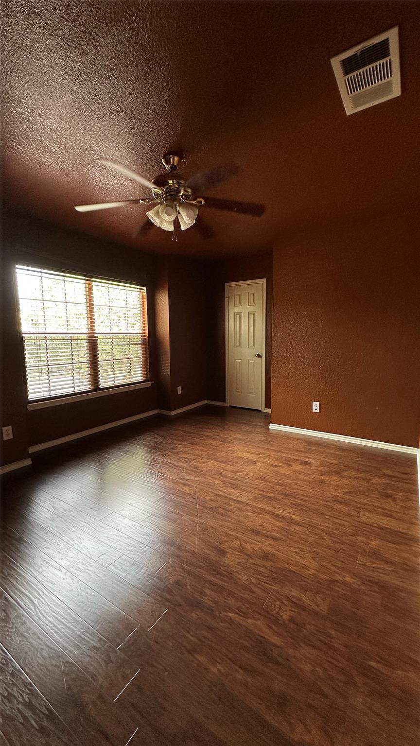 13105 Lofton Cliff DR
