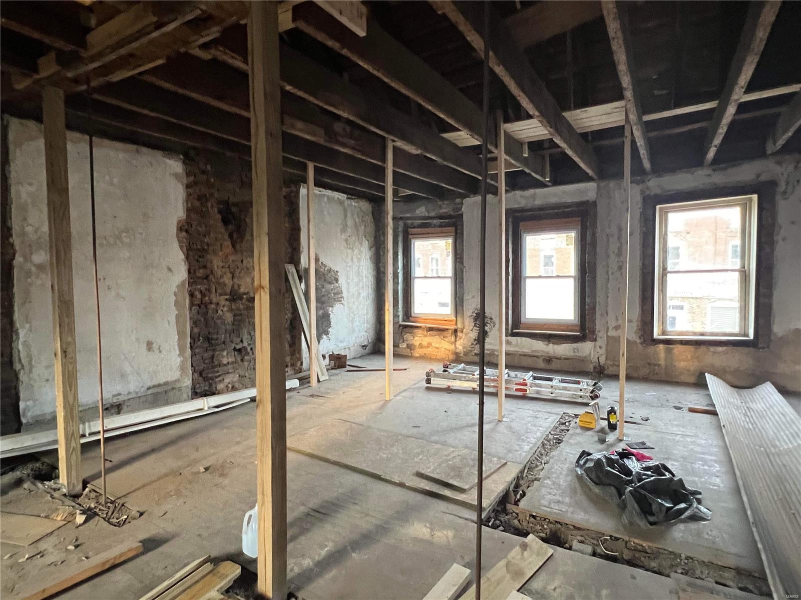 314 S Main