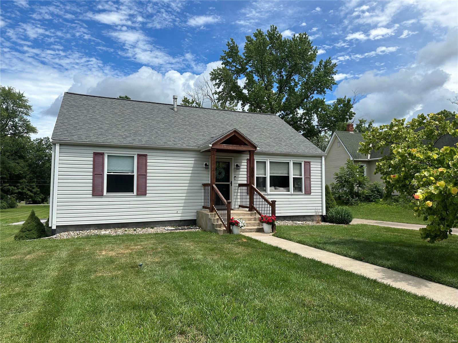 609 S Main
