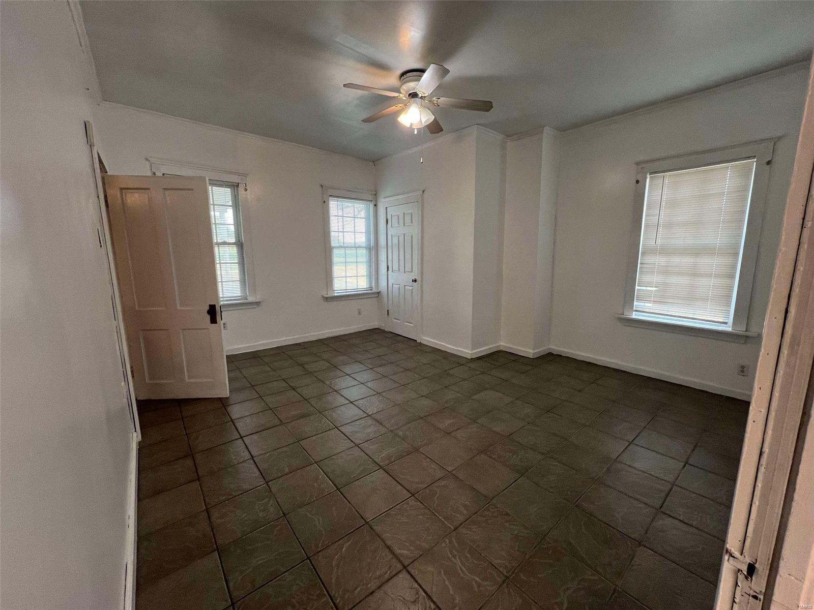 4615 Pike 110