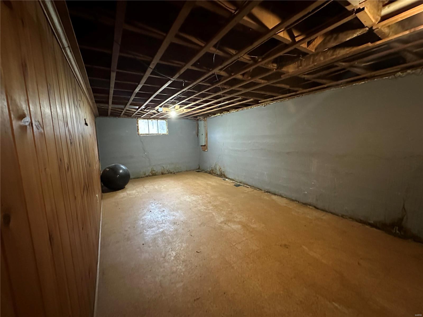 312 W St John