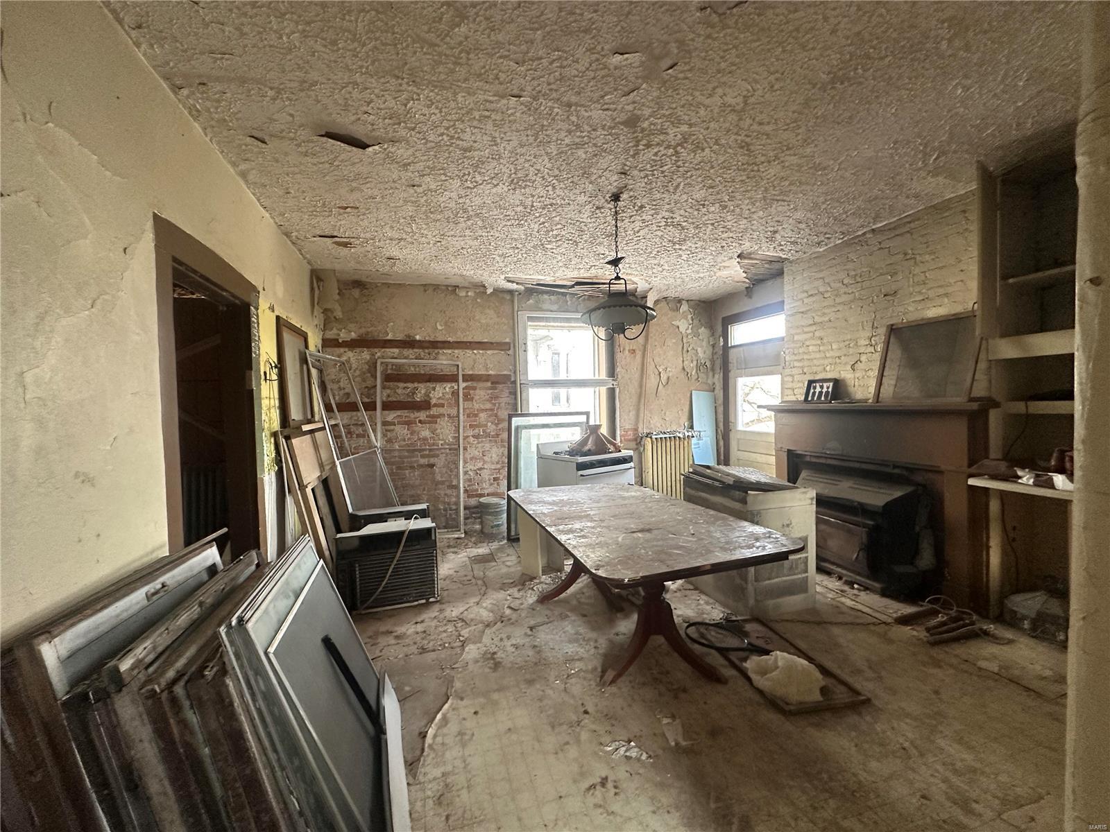 414 N 5th
