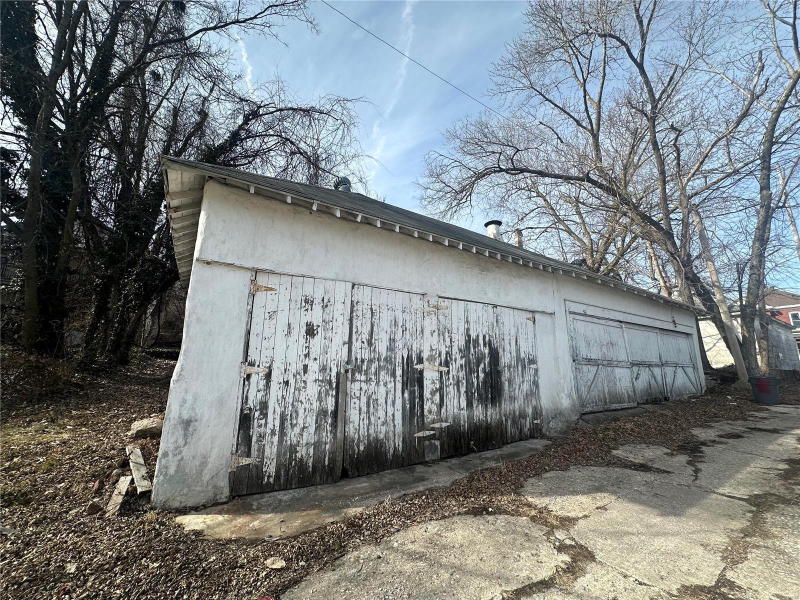 414 N 5th