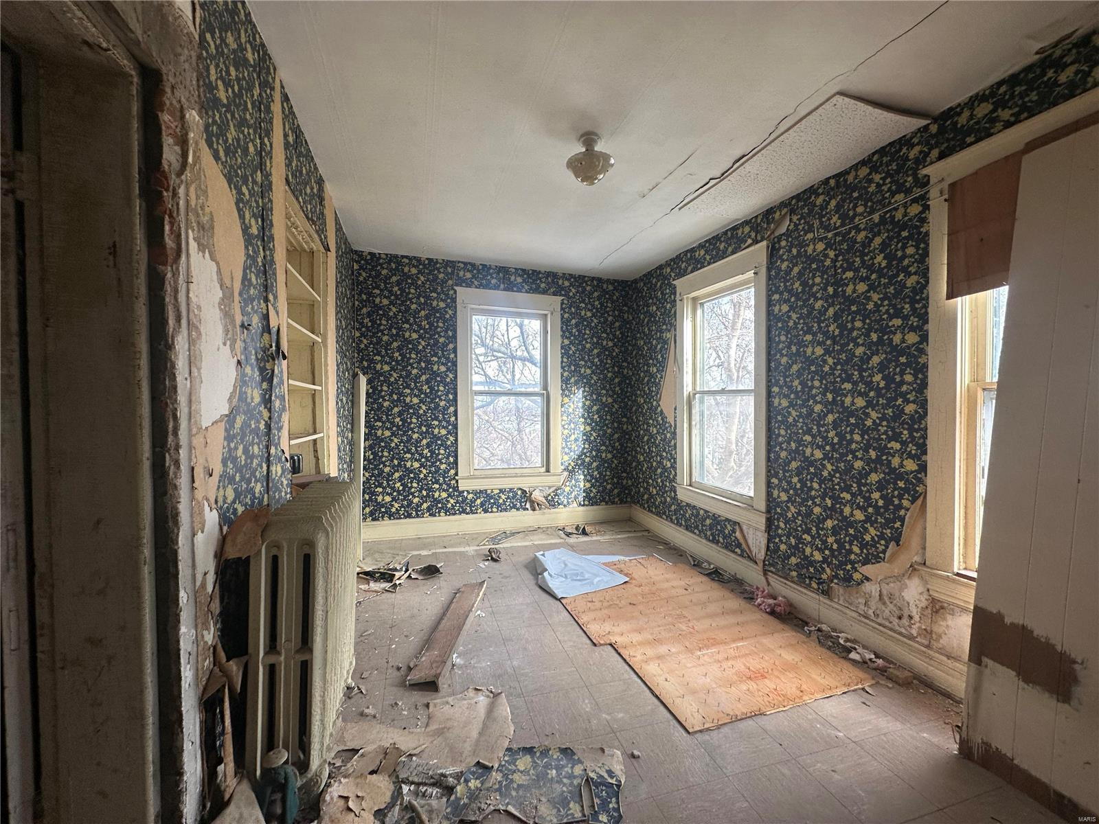 414 N 5th