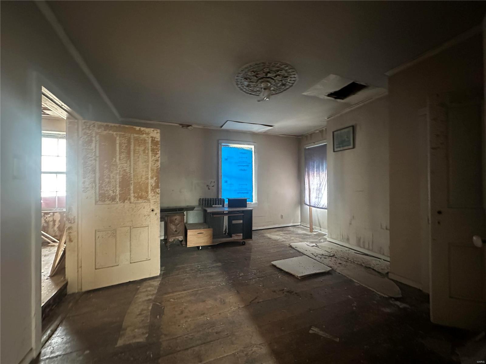 414 N 5th