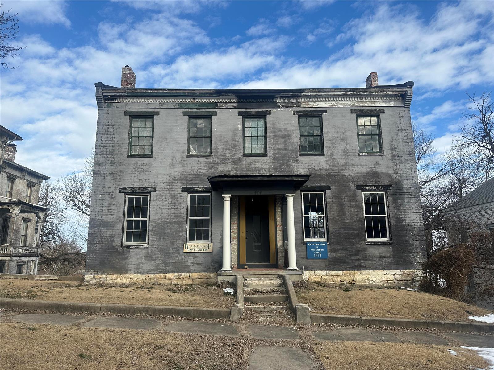 414 N 5th
