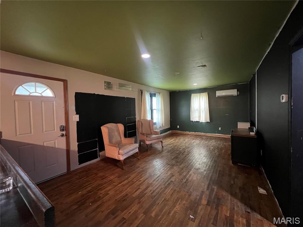 108 Hillcrest Drive