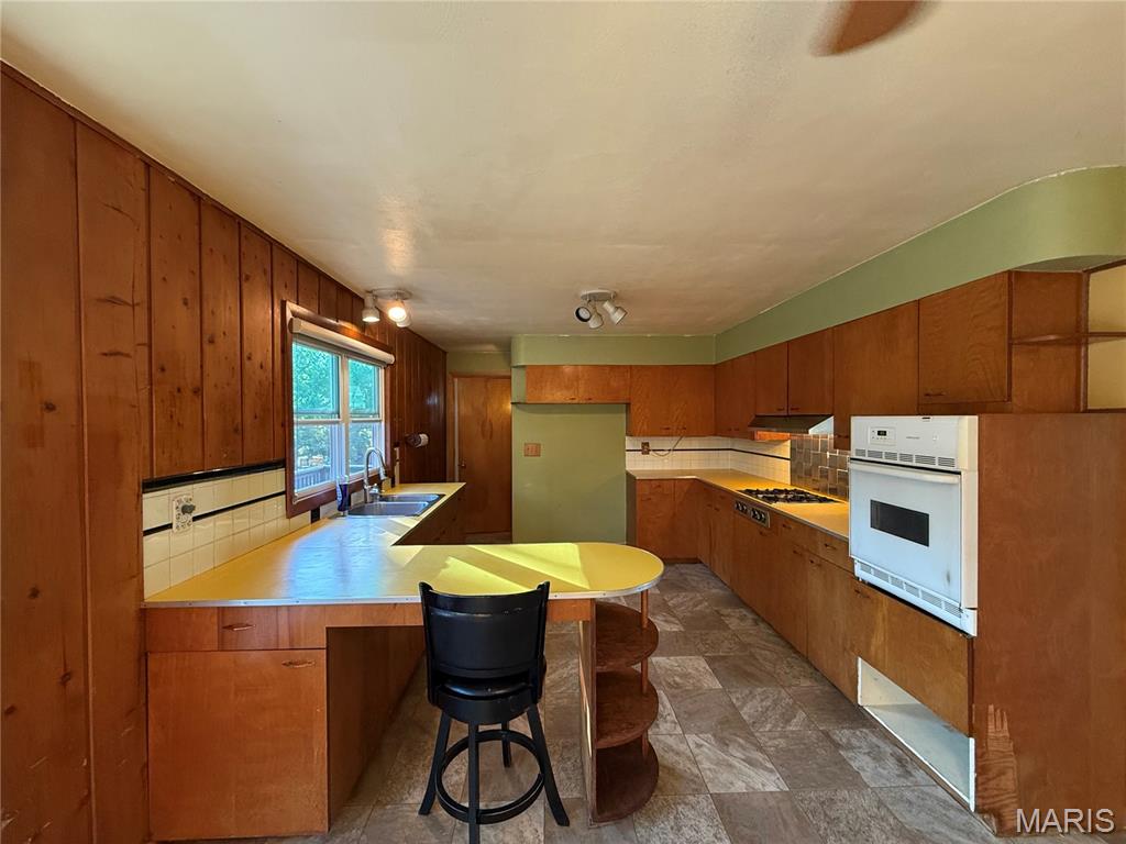 32 Wauneta Place
