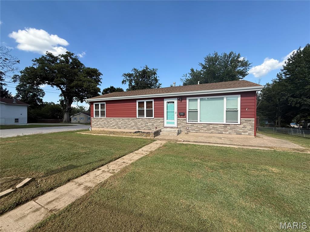 32 Wauneta Place