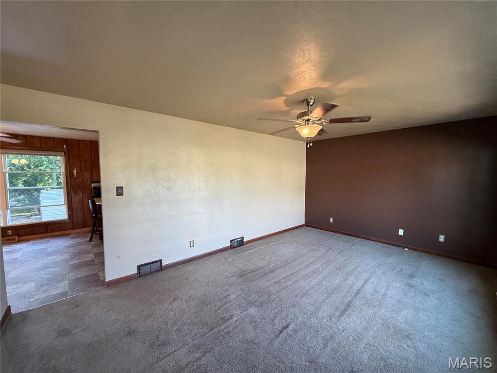 32 Wauneta Place