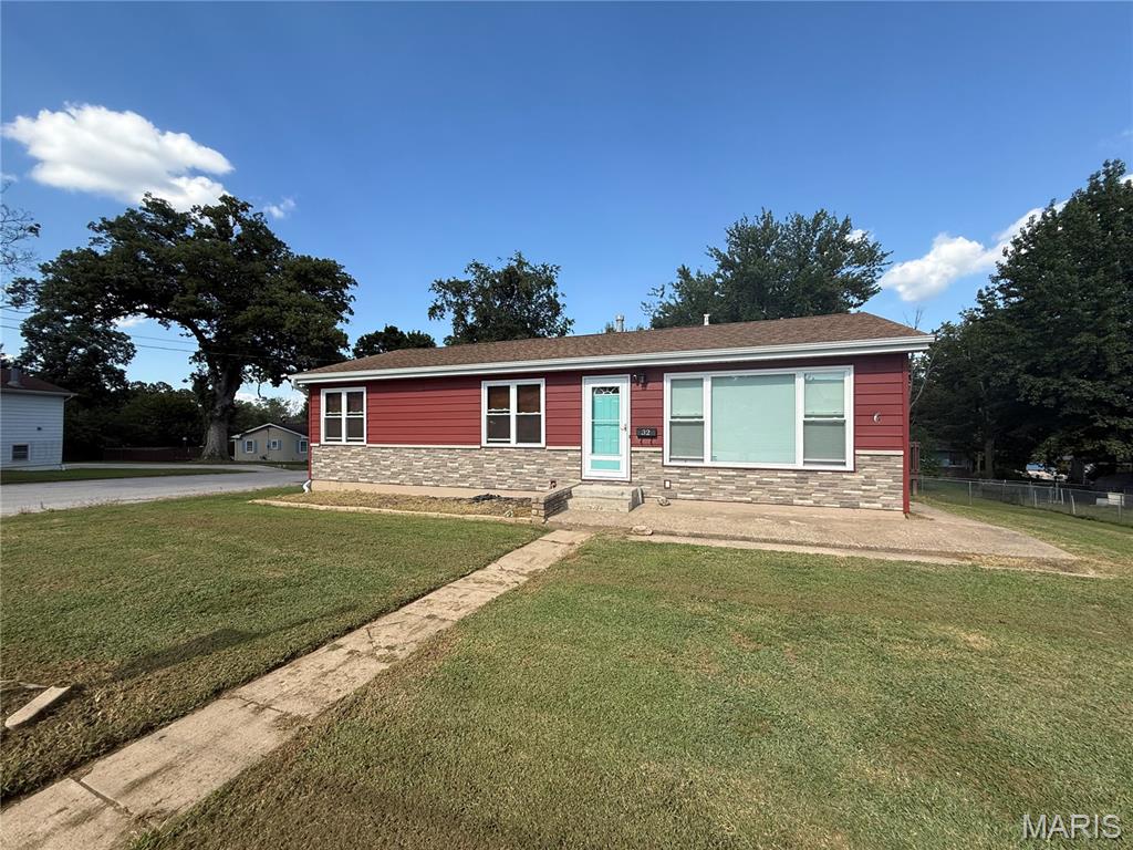 32 Wauneta Place