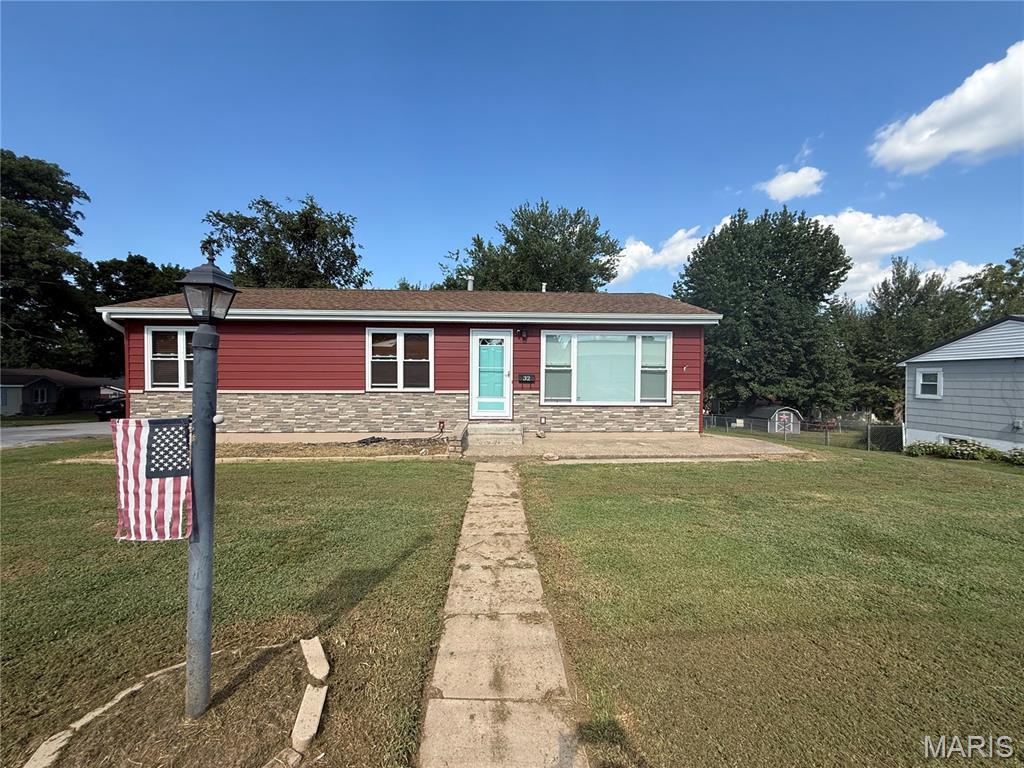 32 Wauneta Place