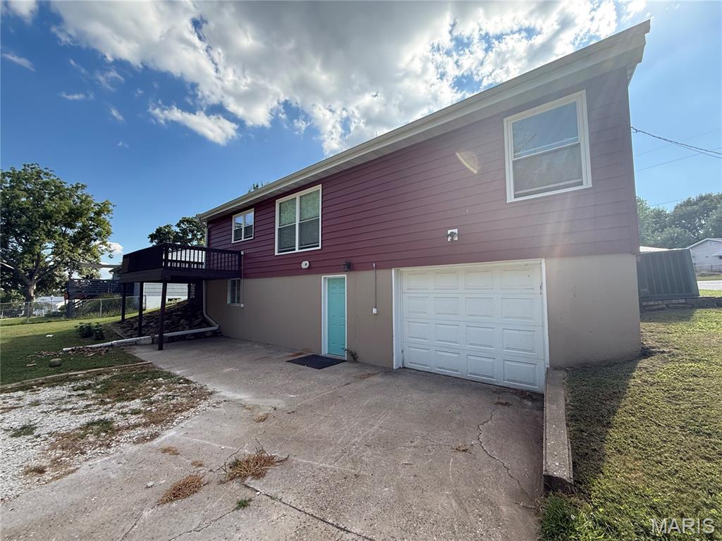 32 Wauneta Place