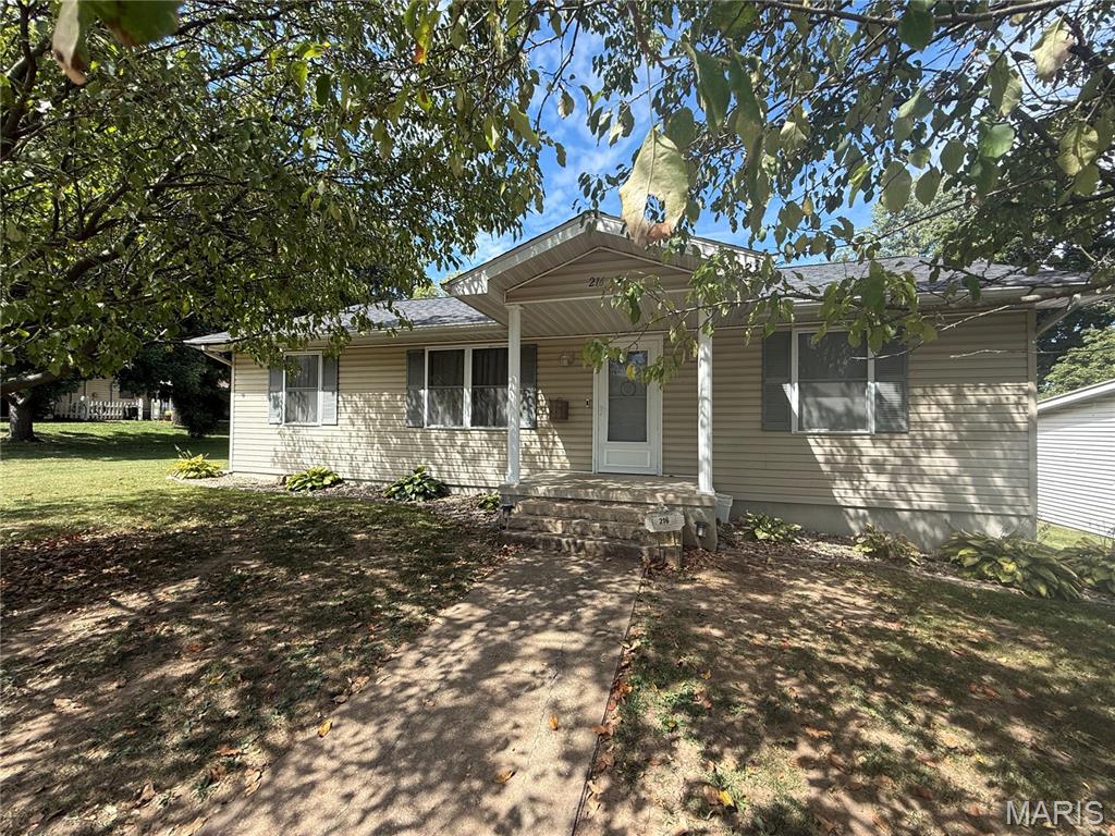 216 E Jefferson