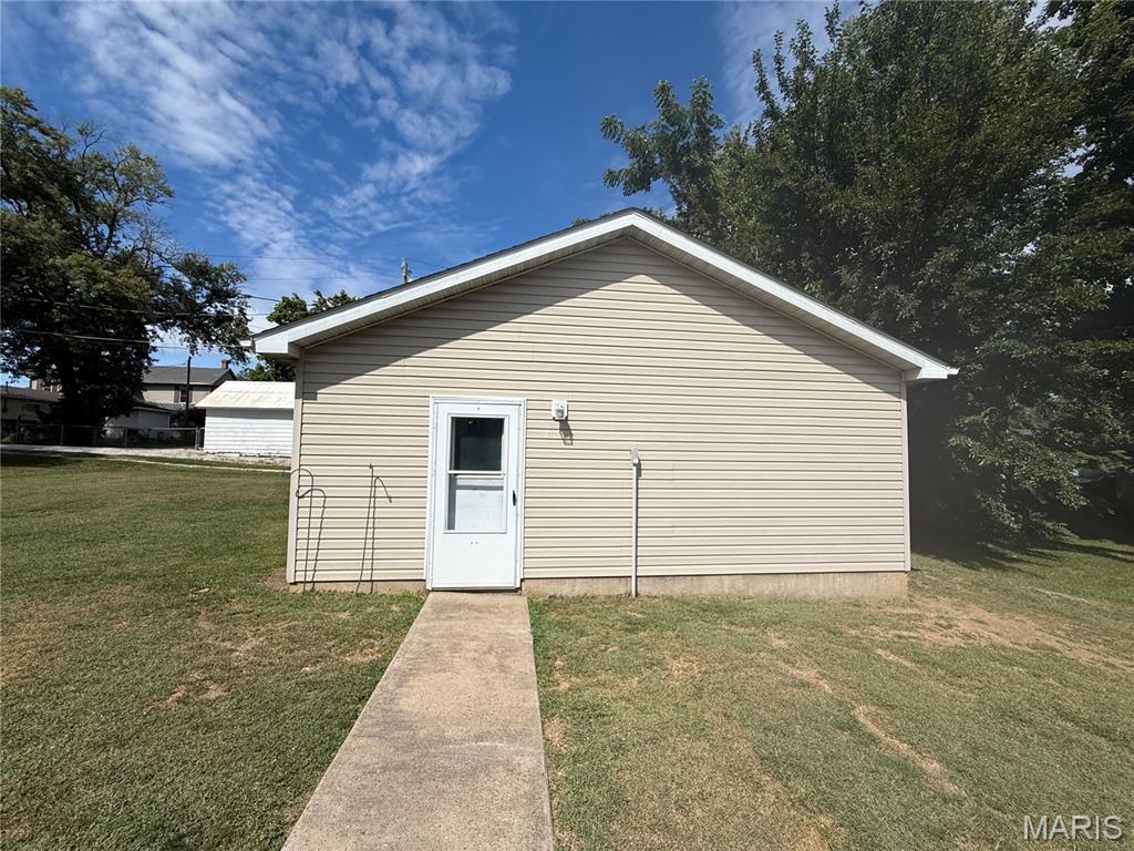 216 E Jefferson