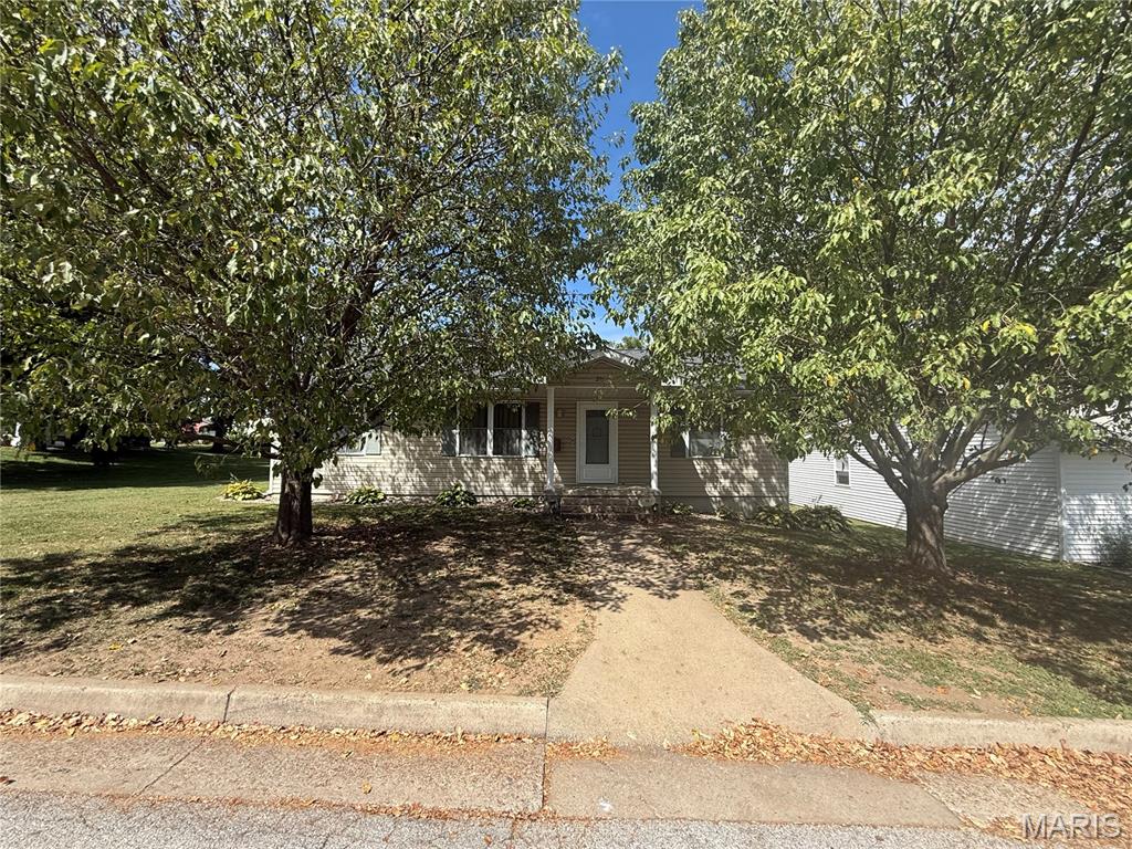 216 E Jefferson