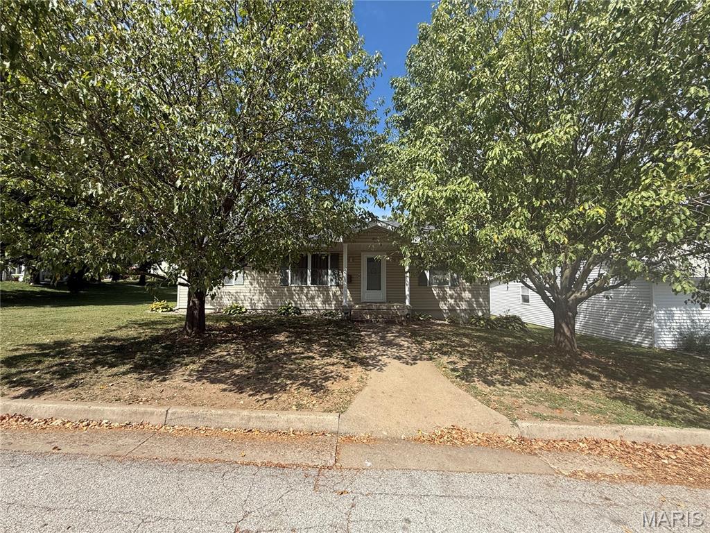 216 E Jefferson