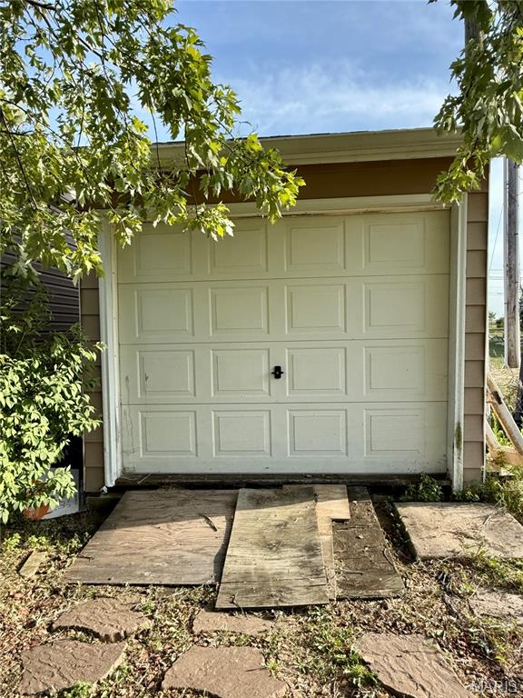 220 N Sheldon Avenue