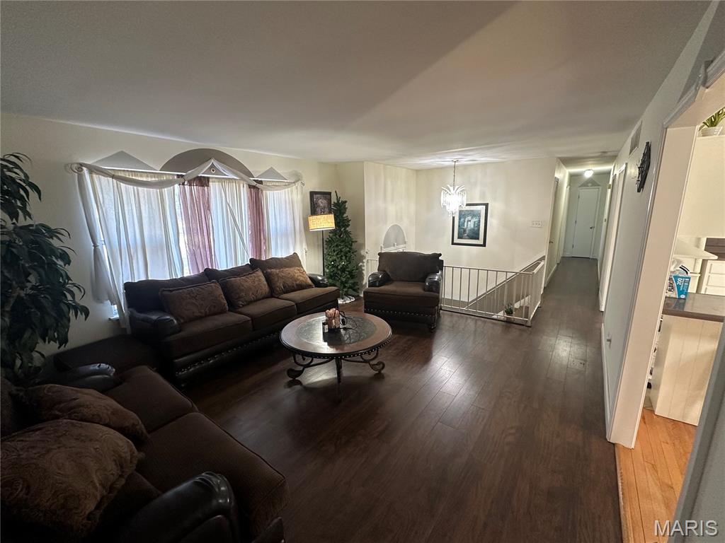 1104 Fairland Road
