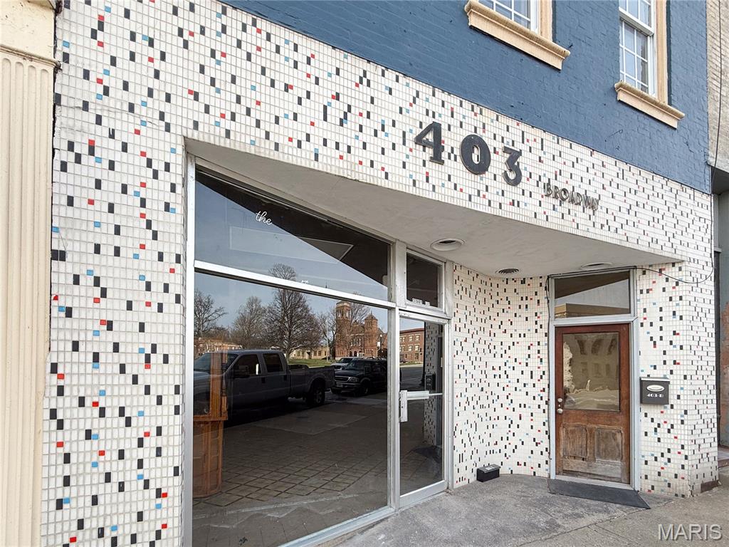 403 Broadway