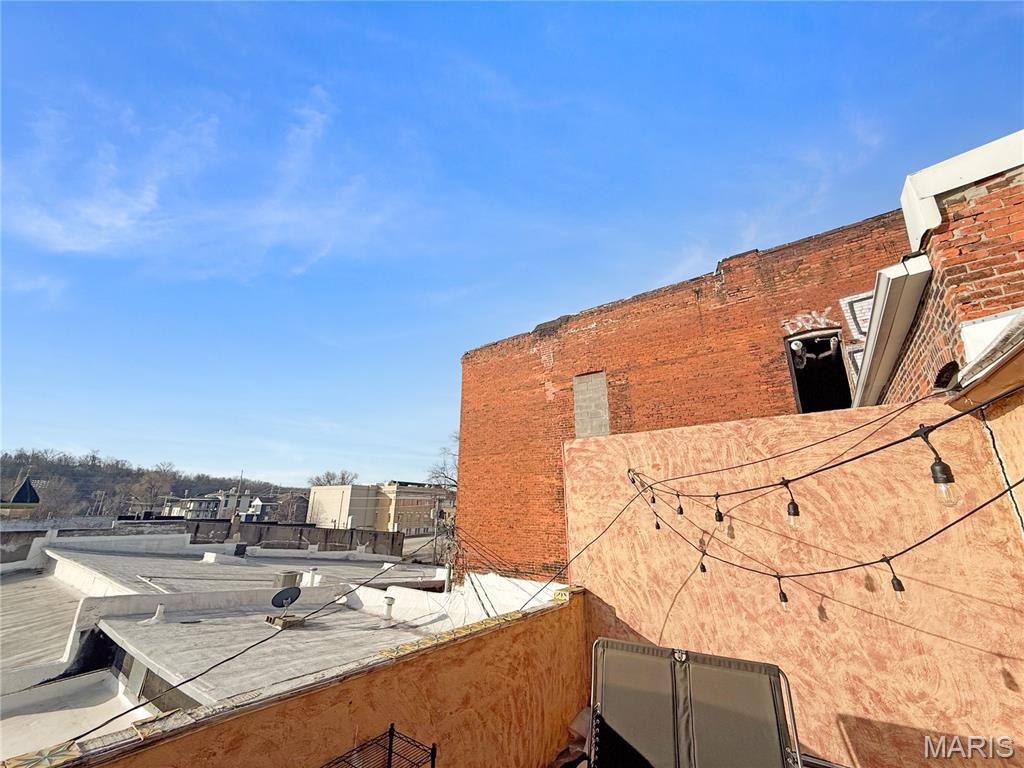 403 Broadway