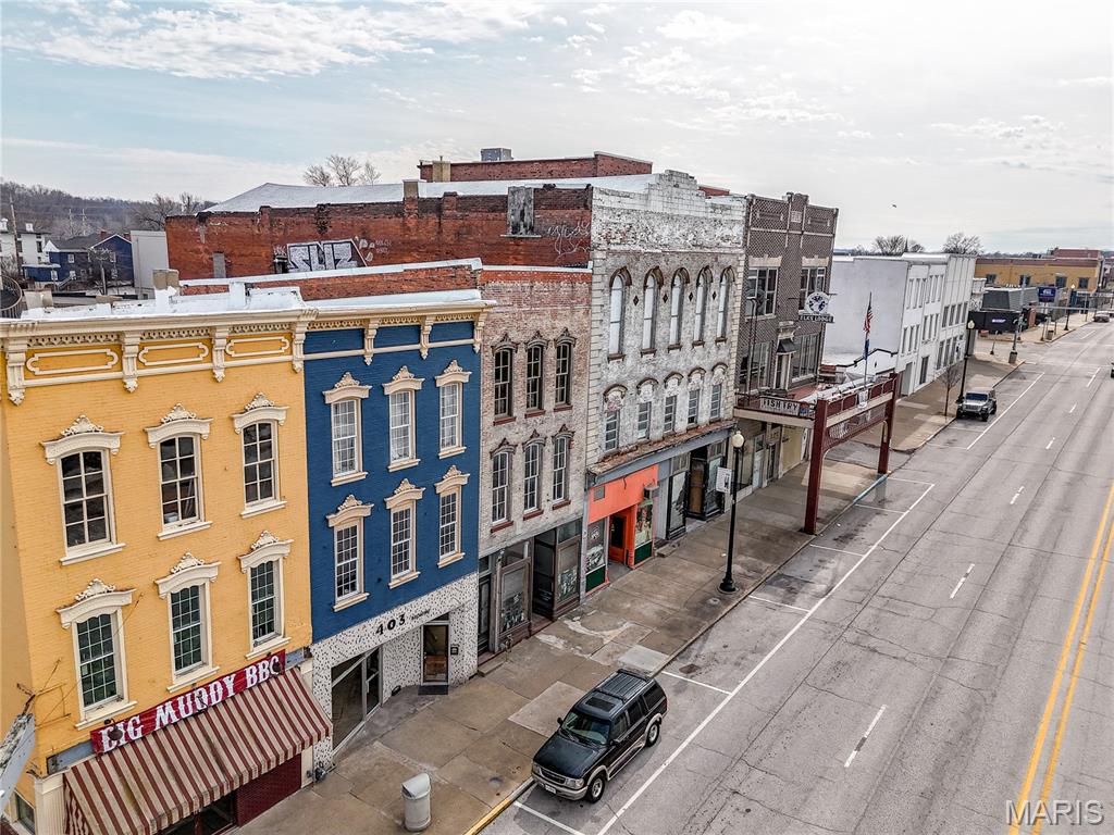 403 Broadway