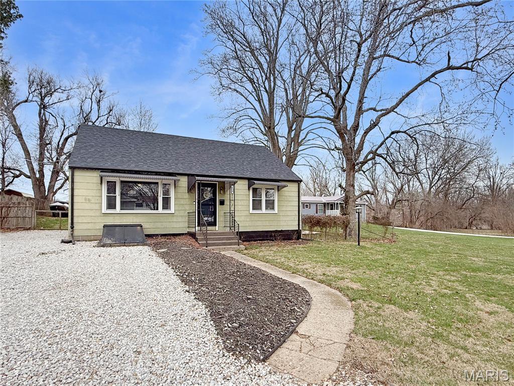 624 W New Street