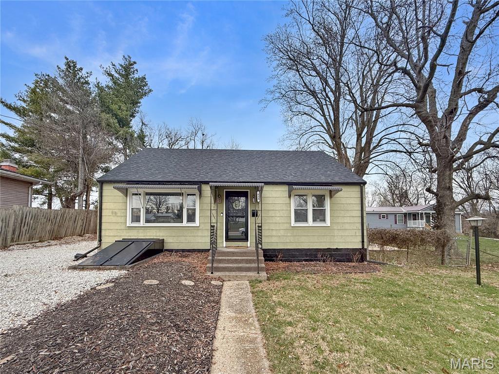 624 W New Street