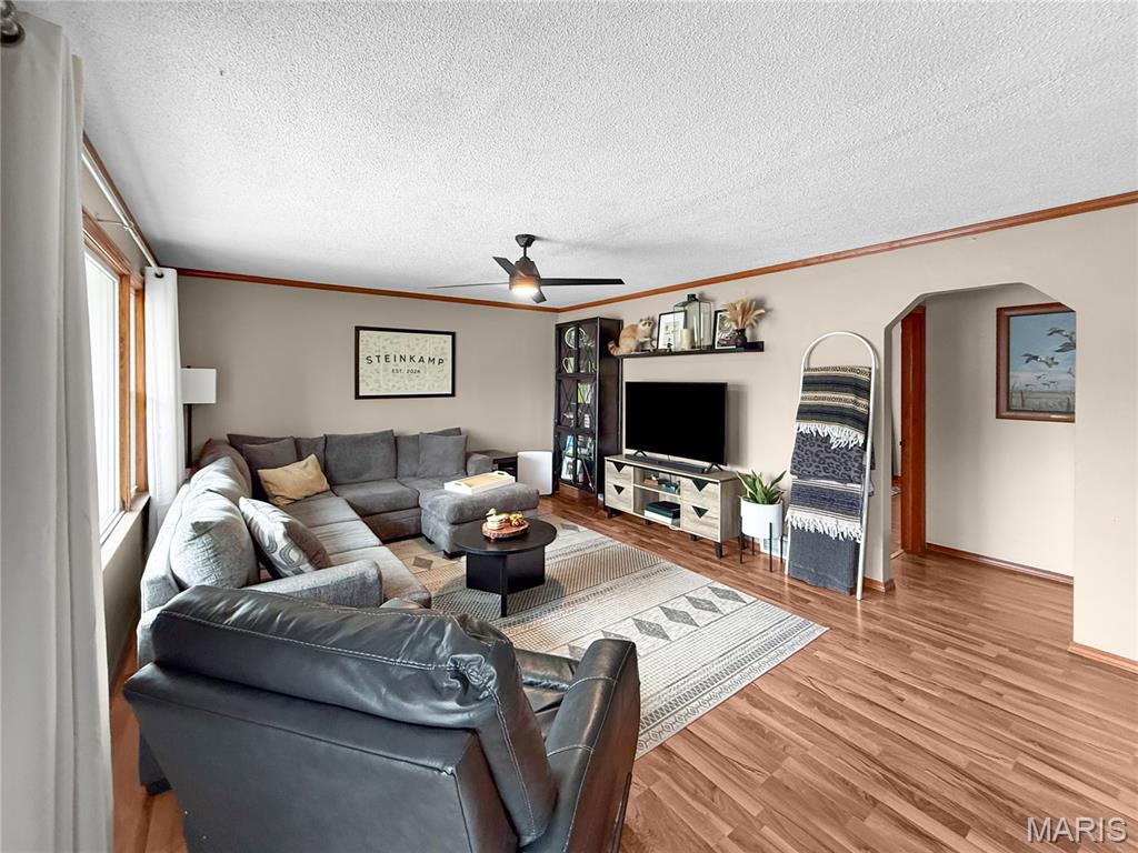 624 W New Street