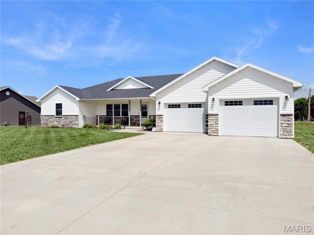 106 Janet Trail