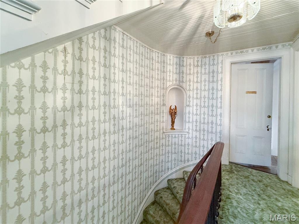 221 N Fifth Street