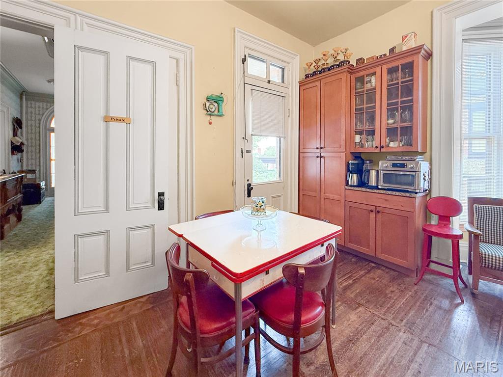221 N Fifth Street