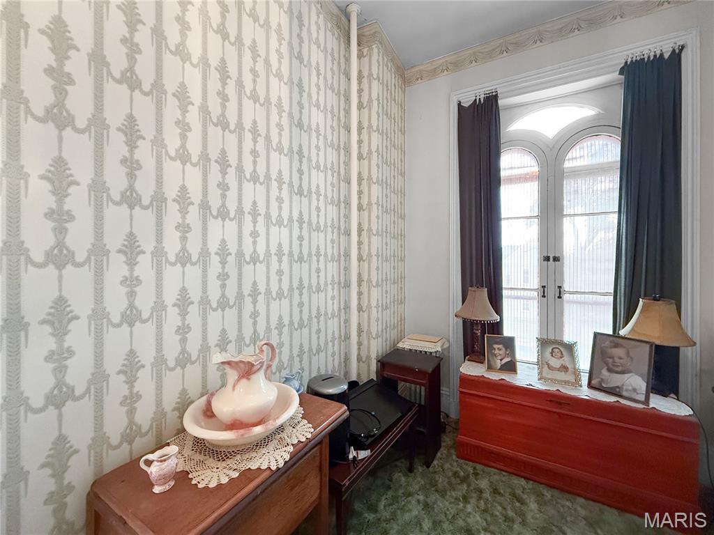 221 N Fifth Street