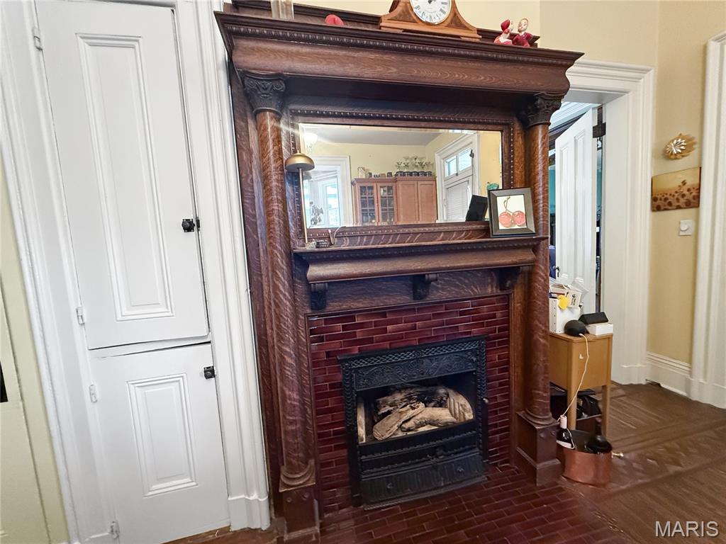 221 N Fifth Street